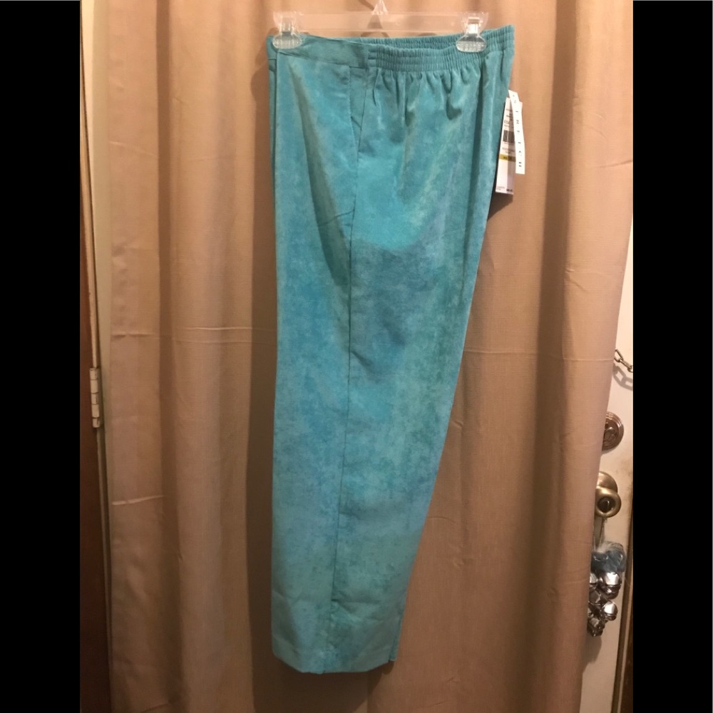 Alfred Dunner size 14 short stretch pant NWT